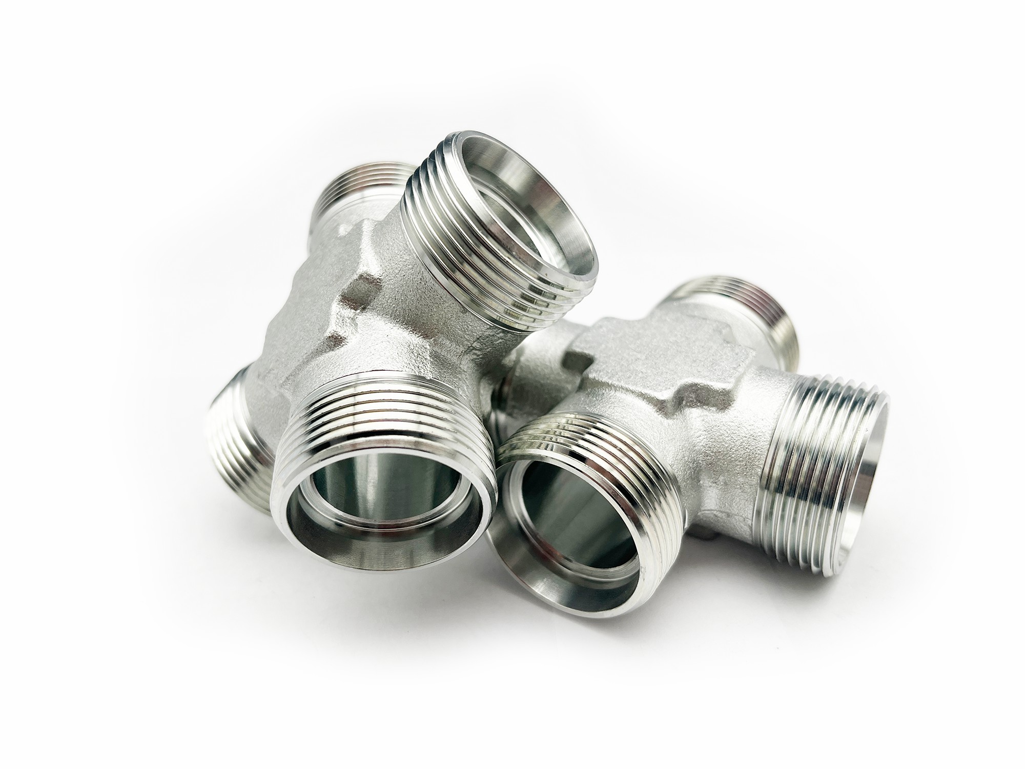 Compression-type four-way connector XC/XD