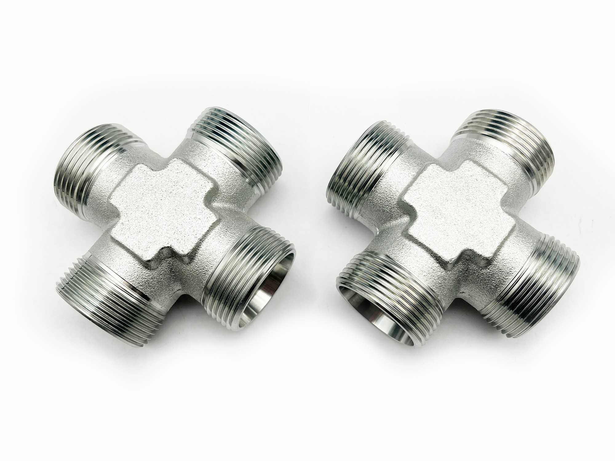 Compression-type four-way connector XC/XD