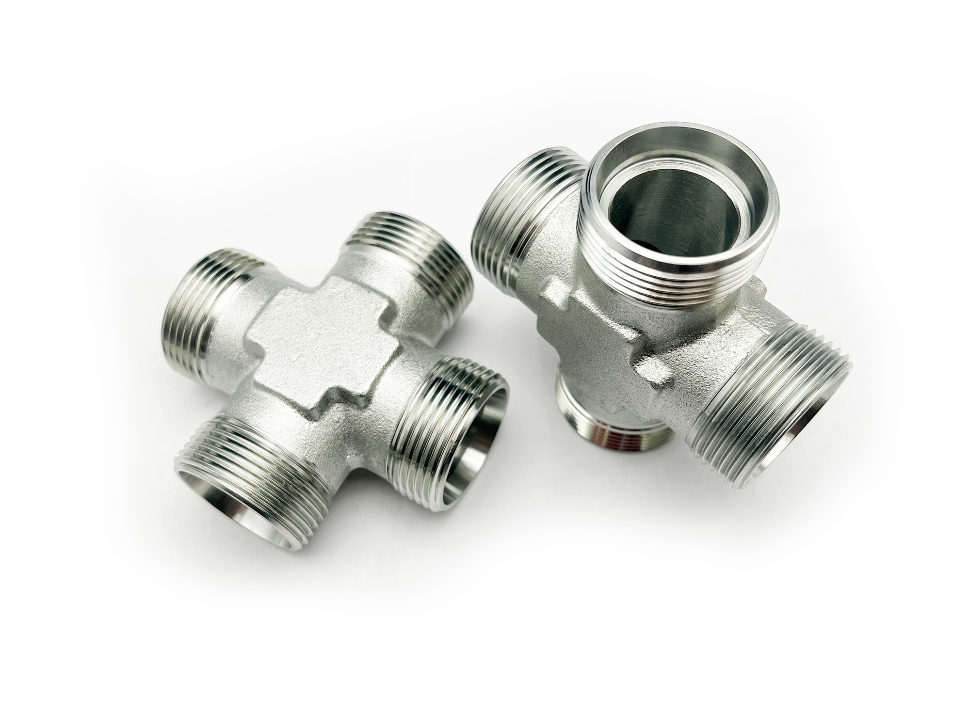 Compression-type four-way connector XC/XD